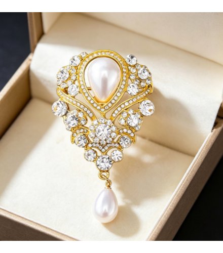 XSB257 - Luxury Palace-Style Pearl Pendant Brooch